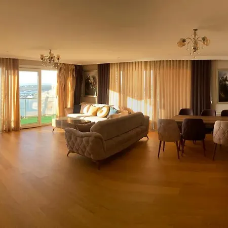 A Modern With A Sea View In Appartement *